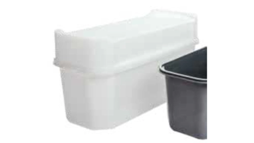 Flat cap for plastic ice-cream cases